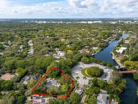 7000 Robles Street Coral Gables FL 33143