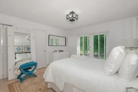7000 Robles Street Coral Gables FL 33143