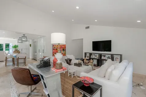 7000 Robles Street Coral Gables FL 33143