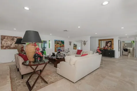 7000 Robles Street Coral Gables FL 33143