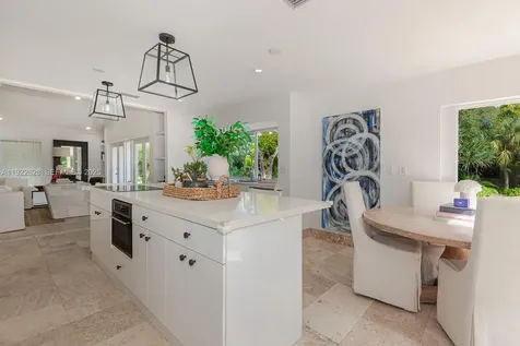 7000 Robles Street Coral Gables FL 33143