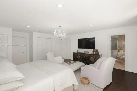 7000 Robles Street Coral Gables FL 33143