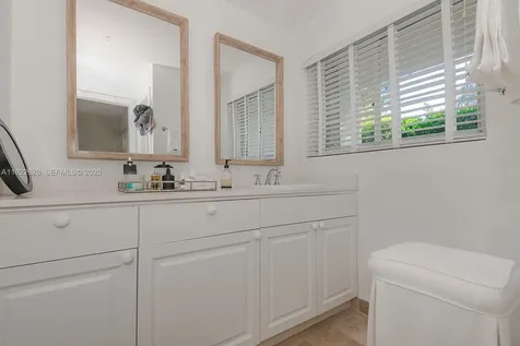 7000 Robles Street Coral Gables FL 33143