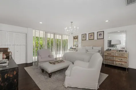7000 Robles Street Coral Gables FL 33143