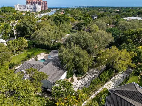 7000 Robles Street Coral Gables FL 33143