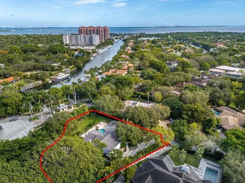 7000 Robles Street Coral Gables FL 33143
