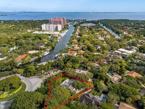 7000 Robles Street Coral Gables FL 33143