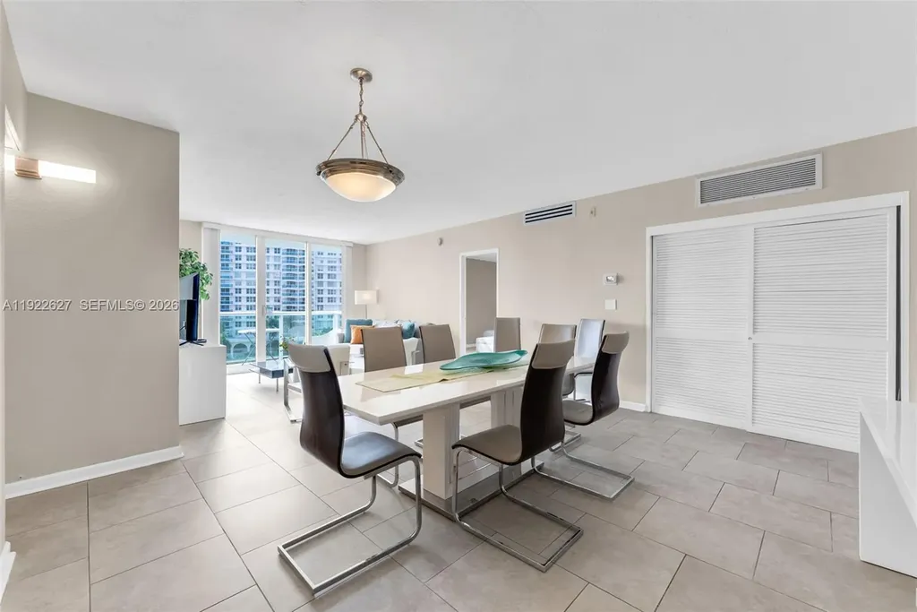 3801 S Ocean Drive Hollywood FL 33019