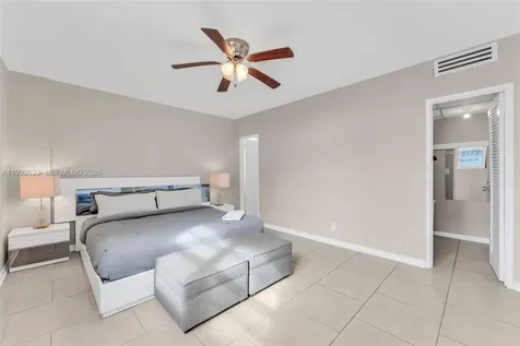 3801 S Ocean Drive Hollywood FL 33019