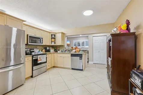 6003 NW 74th Avenue Tamarac FL 33321