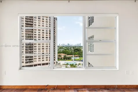 11111 Biscayne Boulevard Miami FL 33181