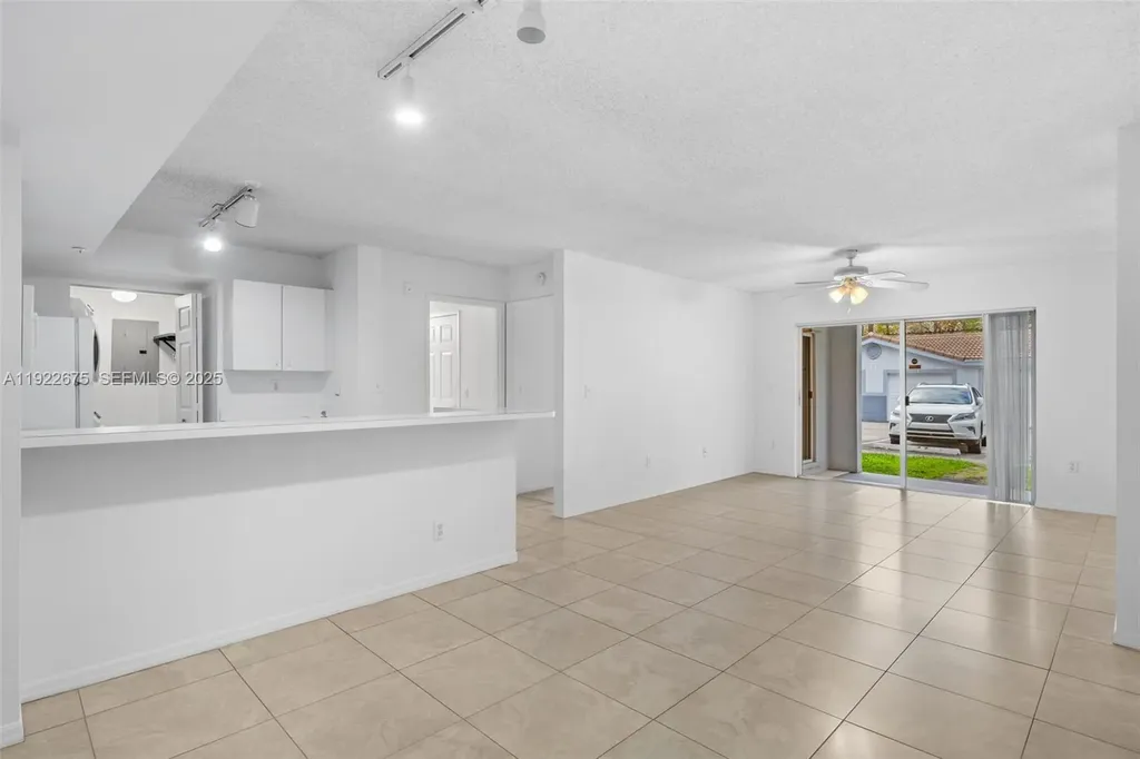 2600 S University Drive Davie FL 33328