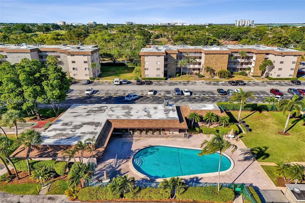 2481 SW 82nd Avenue Davie FL 33324