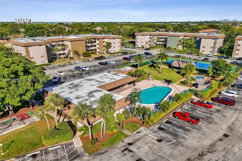 2481 SW 82nd Avenue Davie FL 33324