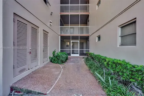 2481 SW 82nd Avenue Davie FL 33324