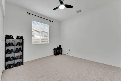 143 SE 22nd Terrace Homestead FL 33033