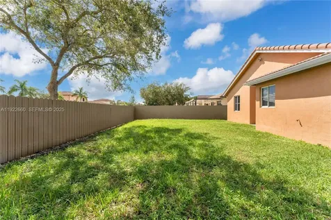 143 SE 22nd Terrace Homestead FL 33033