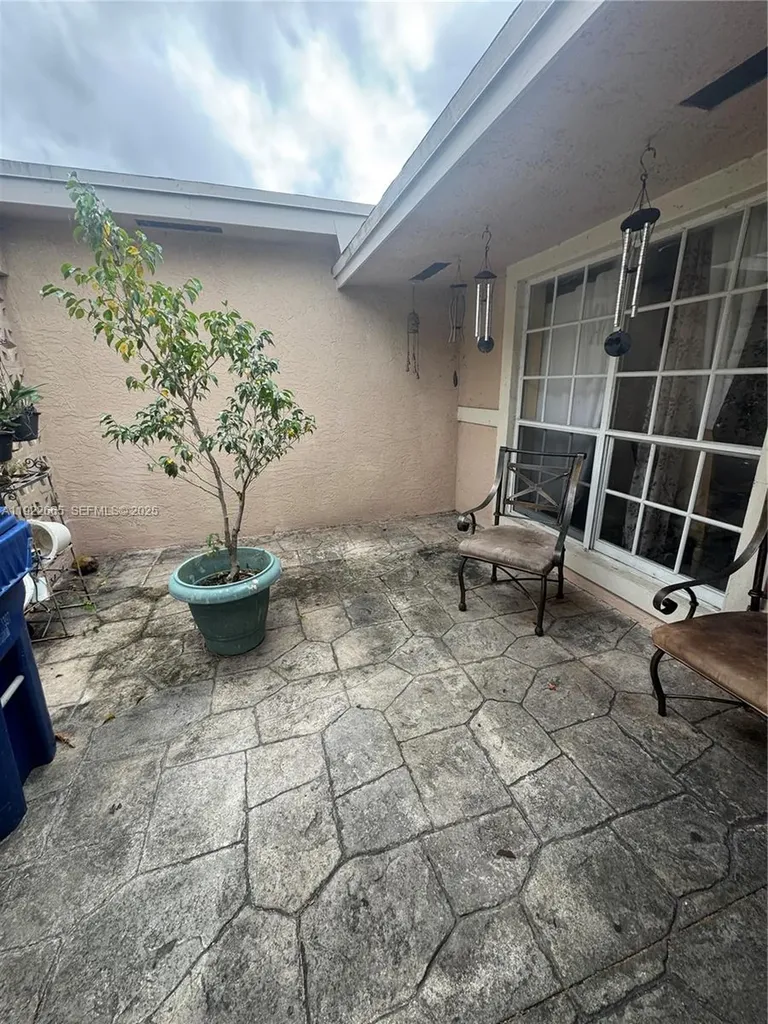 2231 NW 43rd Terrace Lauderhill FL 33313