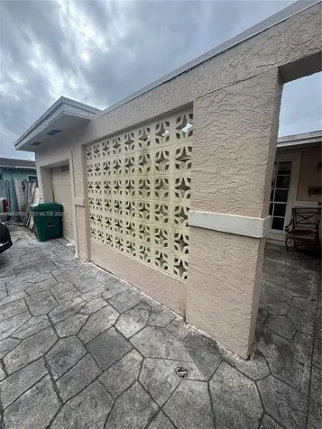 2231 NW 43rd Terrace Lauderhill FL 33313