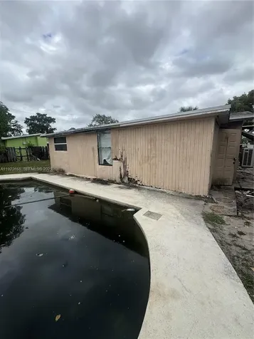 2231 NW 43rd Terrace Lauderhill FL 33313
