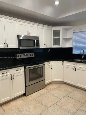 3141 N Palm Aire Drive Pompano Beach FL 33069