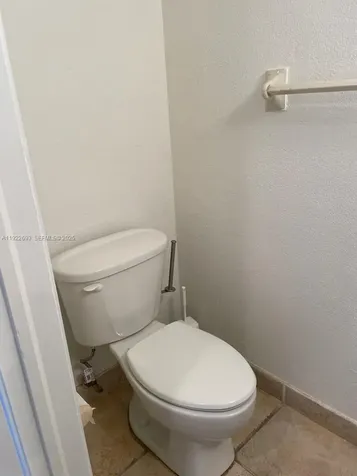 3141 N Palm Aire Drive Pompano Beach FL 33069
