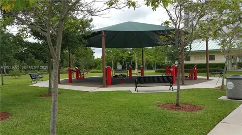 3141 N Palm Aire Drive Pompano Beach FL 33069
