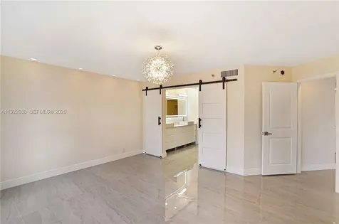 3500 Mystic Pointe Drive Aventura FL 33180