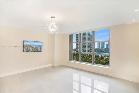 3500 Mystic Pointe Drive Aventura FL 33180