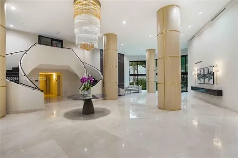 3500 Mystic Pointe Drive Aventura FL 33180