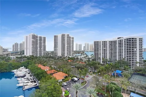 3500 Mystic Pointe Drive Aventura FL 33180