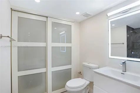 3500 Mystic Pointe Drive Aventura FL 33180