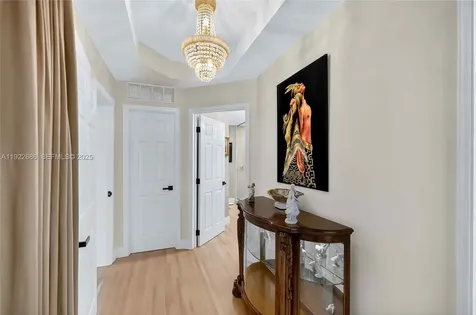 7724 Hawthorne Avenue Miami Beach FL 33141