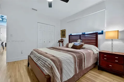 7724 Hawthorne Avenue Miami Beach FL 33141