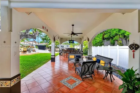 7724 Hawthorne Avenue Miami Beach FL 33141