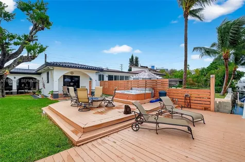 7724 Hawthorne Avenue Miami Beach FL 33141