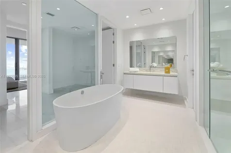700 NE 26 Terrace Miami FL 33137