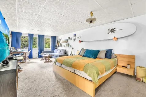 100 NW 123rd Street North Miami FL 33168