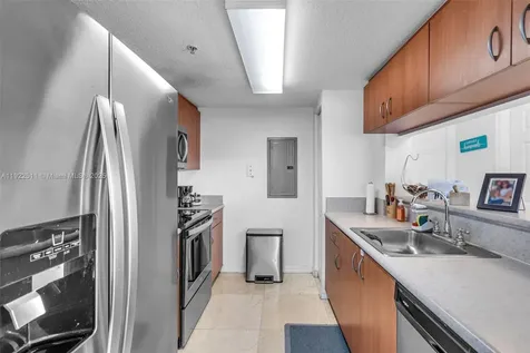 816 NW 11th Street Miami FL 33136