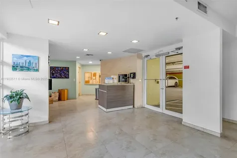 816 NW 11th Street Miami FL 33136