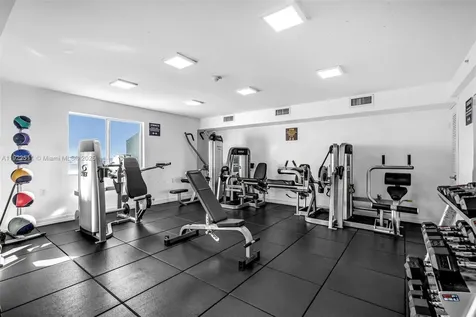 816 NW 11th Street Miami FL 33136