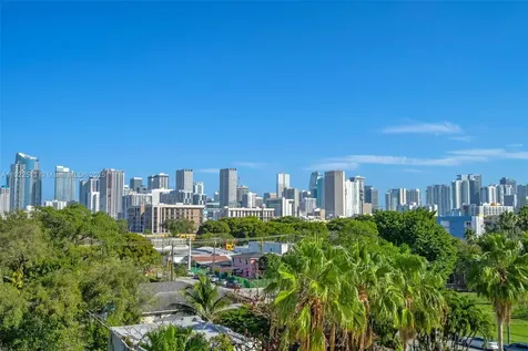 816 NW 11th Street Miami FL 33136