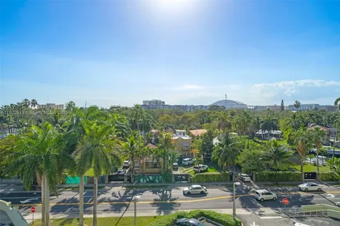 816 NW 11th Street Miami FL 33136
