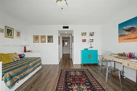 10000 W Bay Harbor Drive Bay Harbor Islands FL 33154