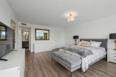 10000 W Bay Harbor Drive Bay Harbor Islands FL 33154