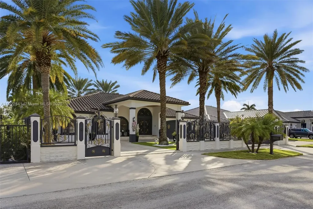 14252 SW 30th Street Miami FL 33175