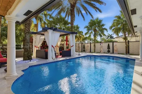14252 SW 30th Street Miami FL 33175