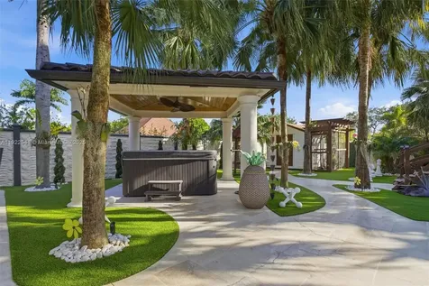 14252 SW 30th Street Miami FL 33175