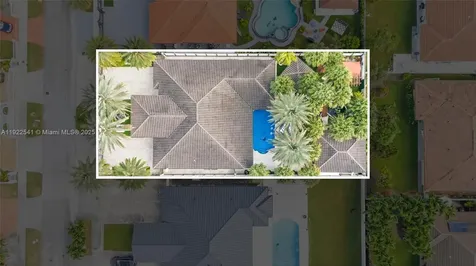 14252 SW 30th Street Miami FL 33175