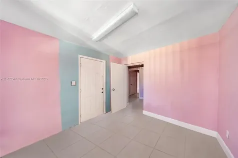 159 NW 36th Street Miami FL 33127